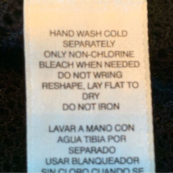 CHICO’S Sequins Tank Top Women’s Small Black. - Picture 10 of 10